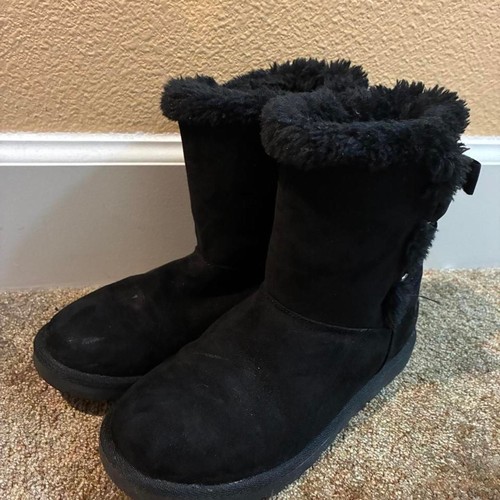 Ugg black boots - ugg,