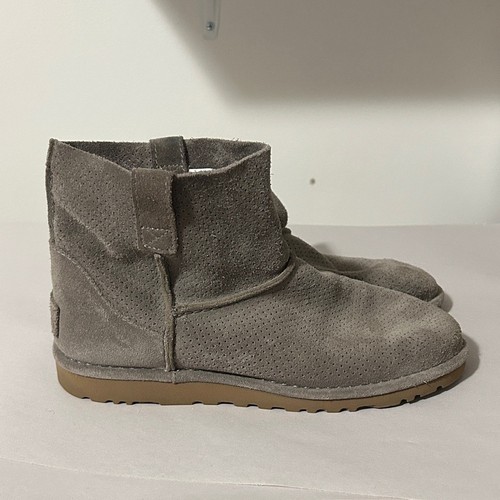 Ugg classic suede boots - suede, in