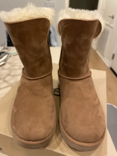 Uggs booty - uggs,