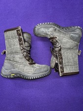 Stivali UGG Adirondack II