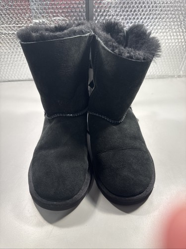 Black suede ugg boots - boots, plush
