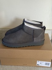 Stivali da donna UGG Classic